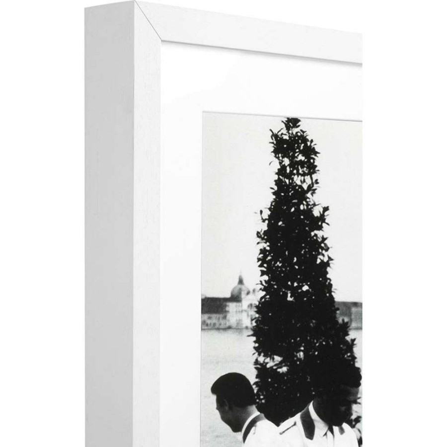 Art * | Eichholtz Vogue 1956 Ii Coastal White-Ivory People Black Frame Photograph Top Sell