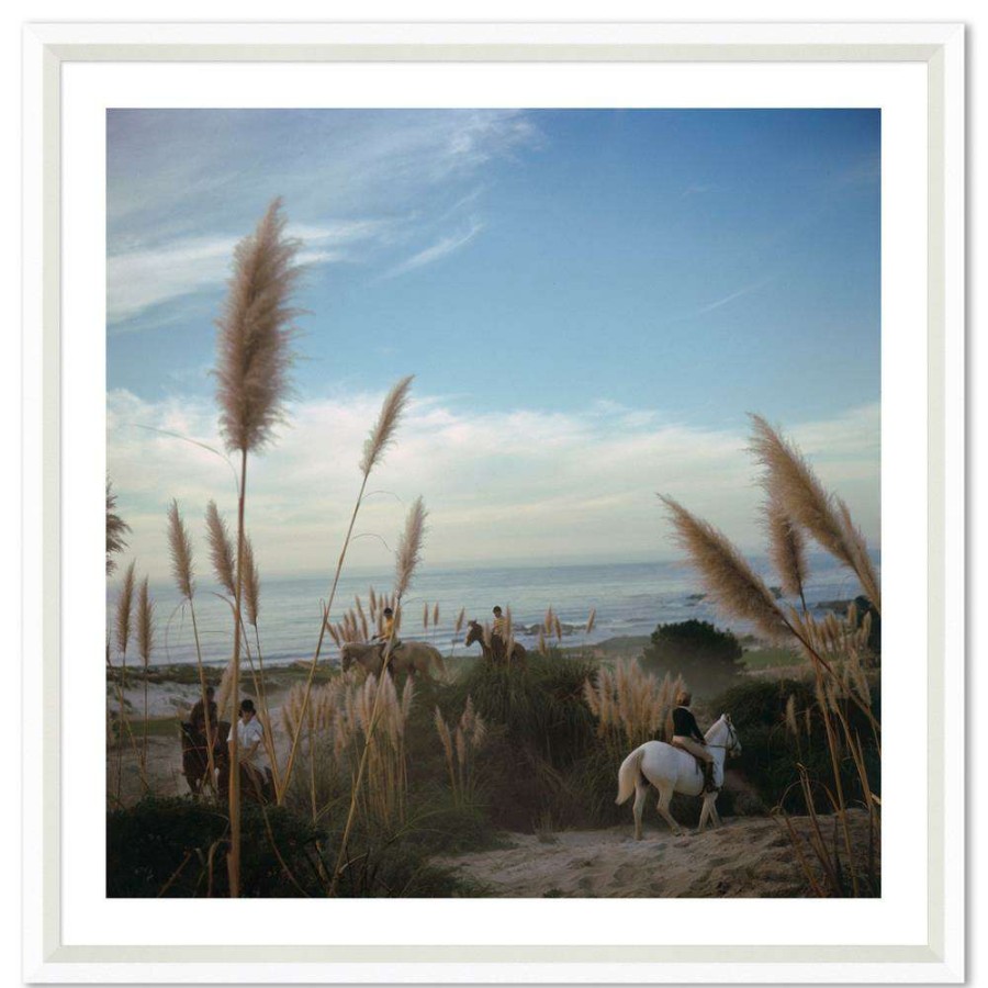 Art * | Photos By Getty Images Slim Aarons Pebble Beach White Frame Photograph 17 17 High Quality